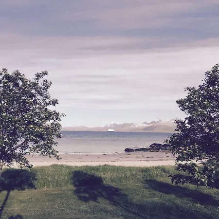 Sea View Holiday House